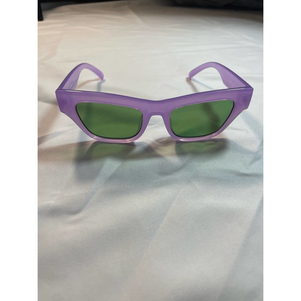 Le Specs Hankering in Amethyst - Picture 4 of 6